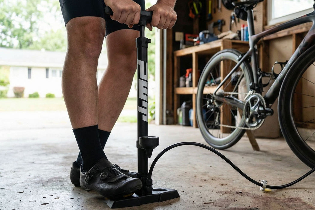 PWT 自転車 空気入れ ワンタッチロック ゲージ付きフロアポンプ 仏式/米式/英式対応 ブラック FP01E